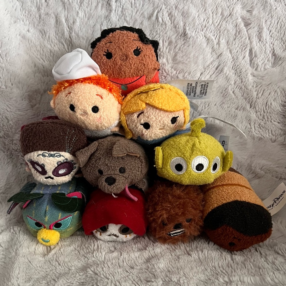 Disney Tsum Tsum Plush Lot - 10 Count